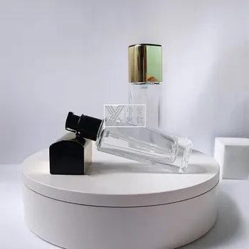 YUXI new взрывоопасная прозрачная квадратная стеклянная бутылка 30 мл жидкий тональный крем бутылка для лосьона пресс-материал для макияжа